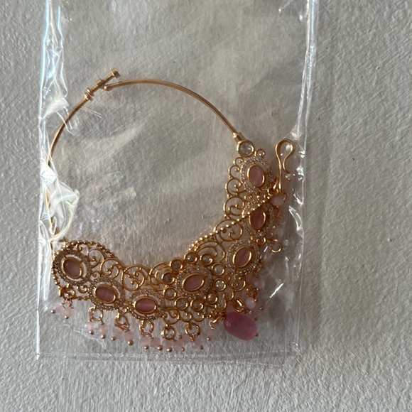 Blush pink nose ring - Picture 2 of 4